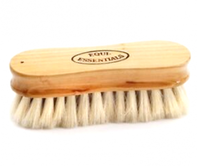 Tail Tamer Wooden Pocket Brush Pocket Wooden