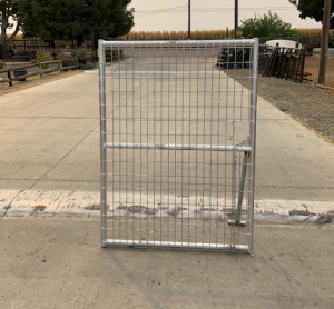 Galvanized 2" X 4" Mesh Gate 4'